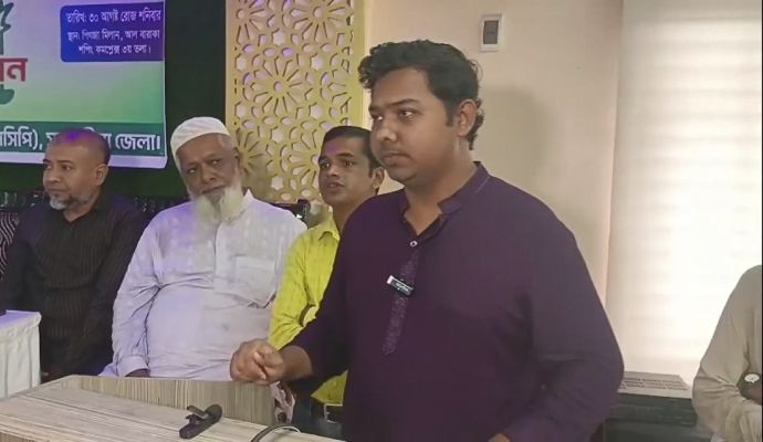 এদেশে বাংলাদেশপন্থীরা ছাড়া কেউ রাজনীতি করতে পারবে না: সরোয়ার তুষার